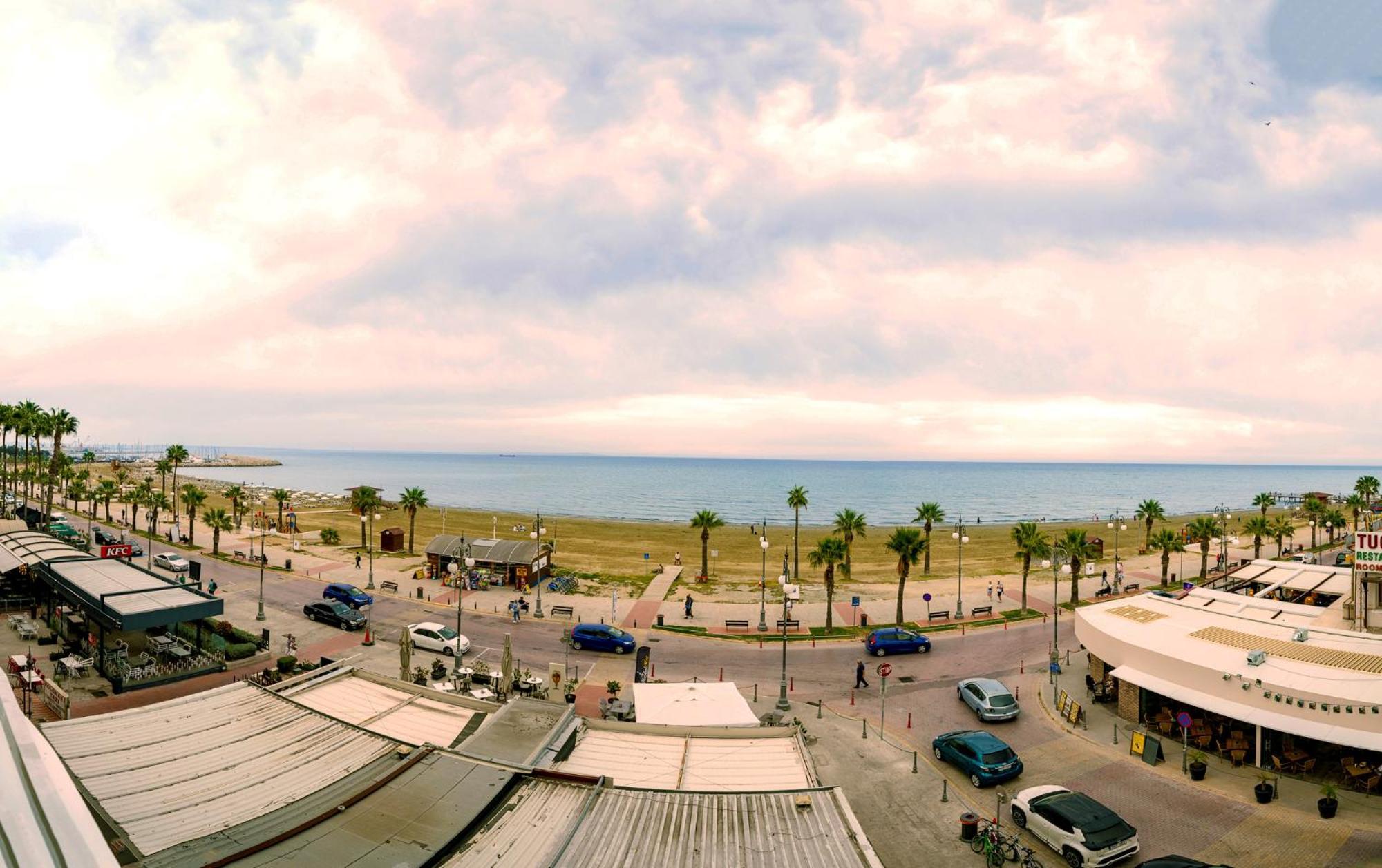 Lazuli Sea View Beachfront Ap 21 拉纳卡 外观 照片